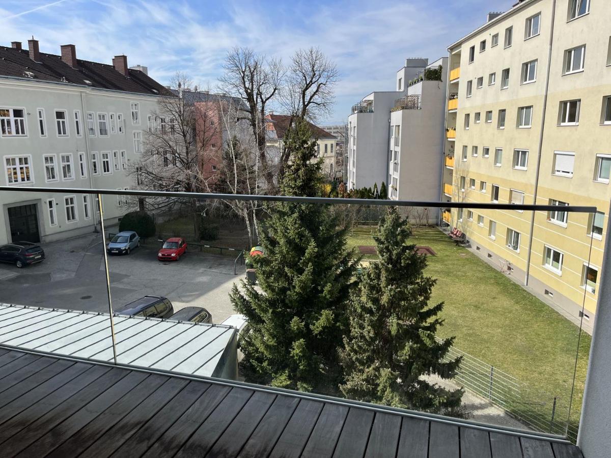 Luxusappartement Mit Garage Im Zentrum Wiener Neustadt Eksteriør bilde