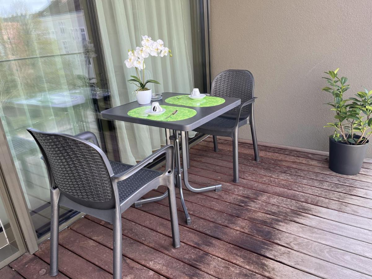 Luxusappartement Mit Garage Im Zentrum Wiener Neustadt Eksteriør bilde